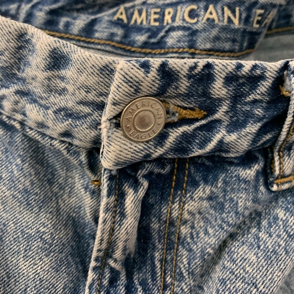 American Eagle Boyfriend Jeans - Picture 2 of 6